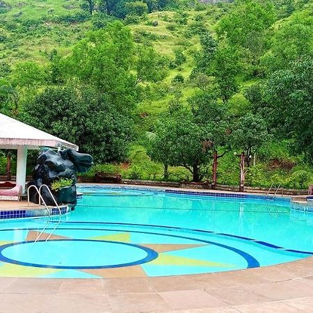 Golden Resort And Farm Nashik Extérieur photo
