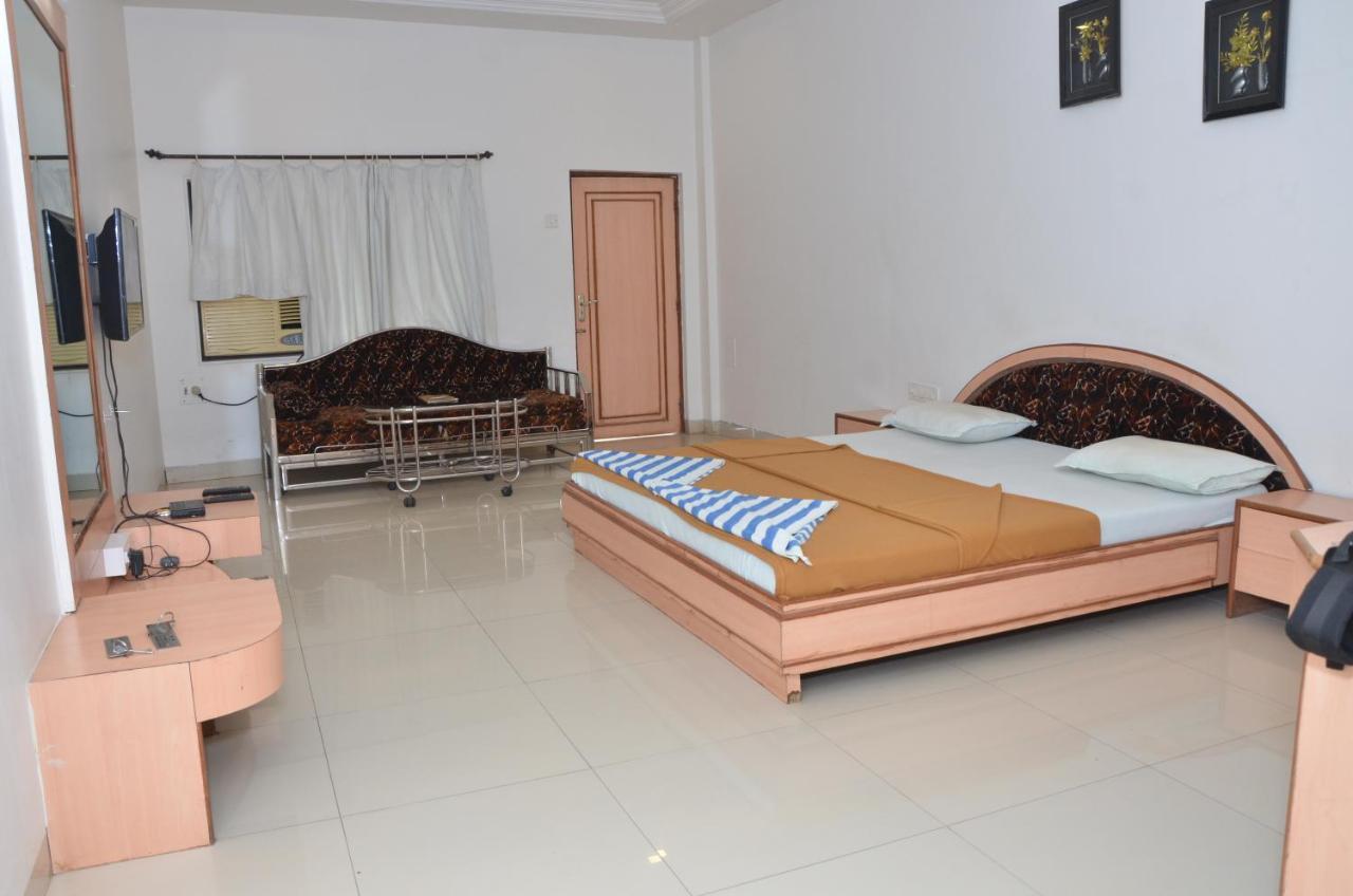 Golden Resort And Farm Nashik Extérieur photo