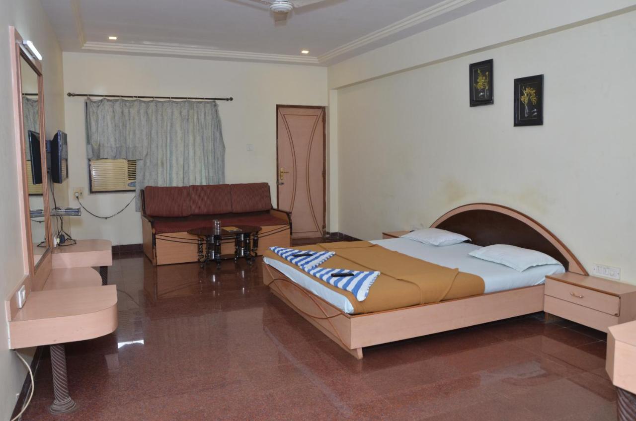 Golden Resort And Farm Nashik Extérieur photo