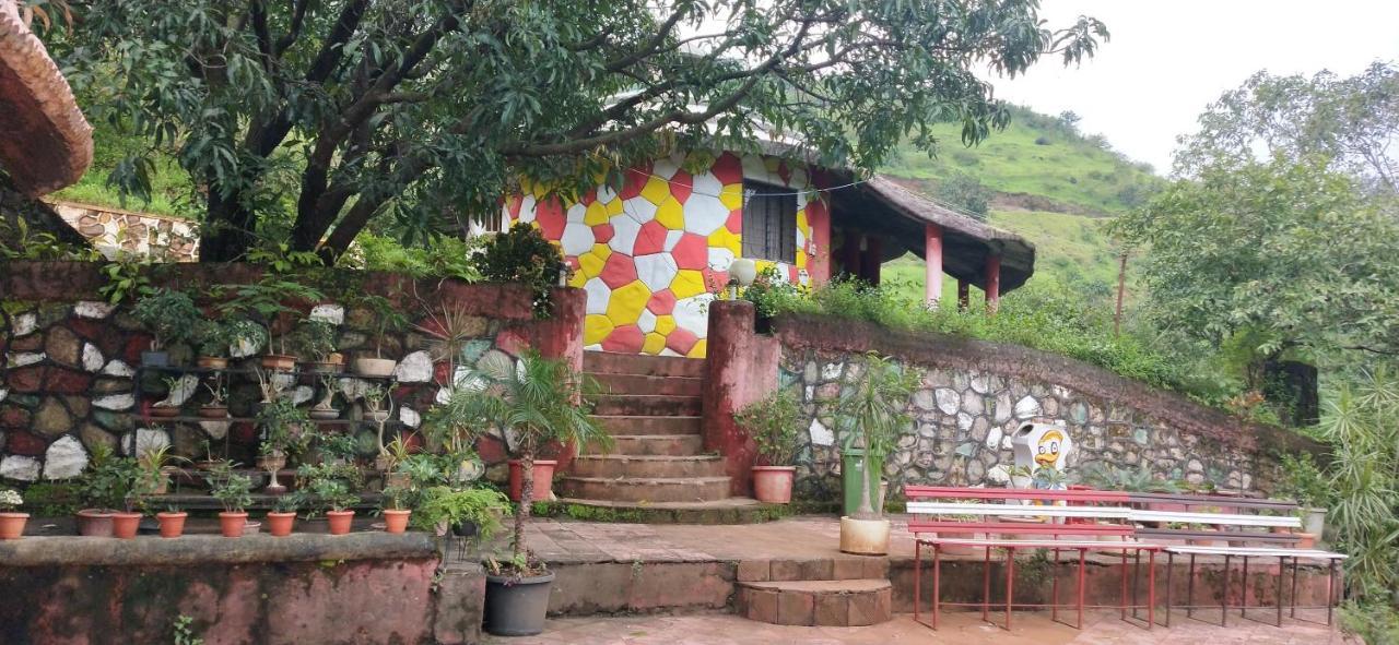 Golden Resort And Farm Nashik Extérieur photo