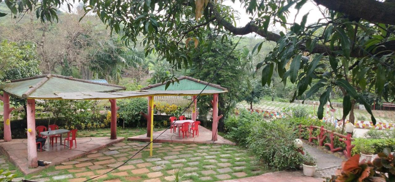 Golden Resort And Farm Nashik Extérieur photo